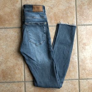 Zara Trafaluc Distressed Skinny Jeans
